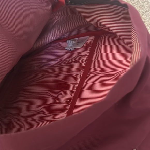 Burgundy Herschel Backpack - Picture 3 of 3